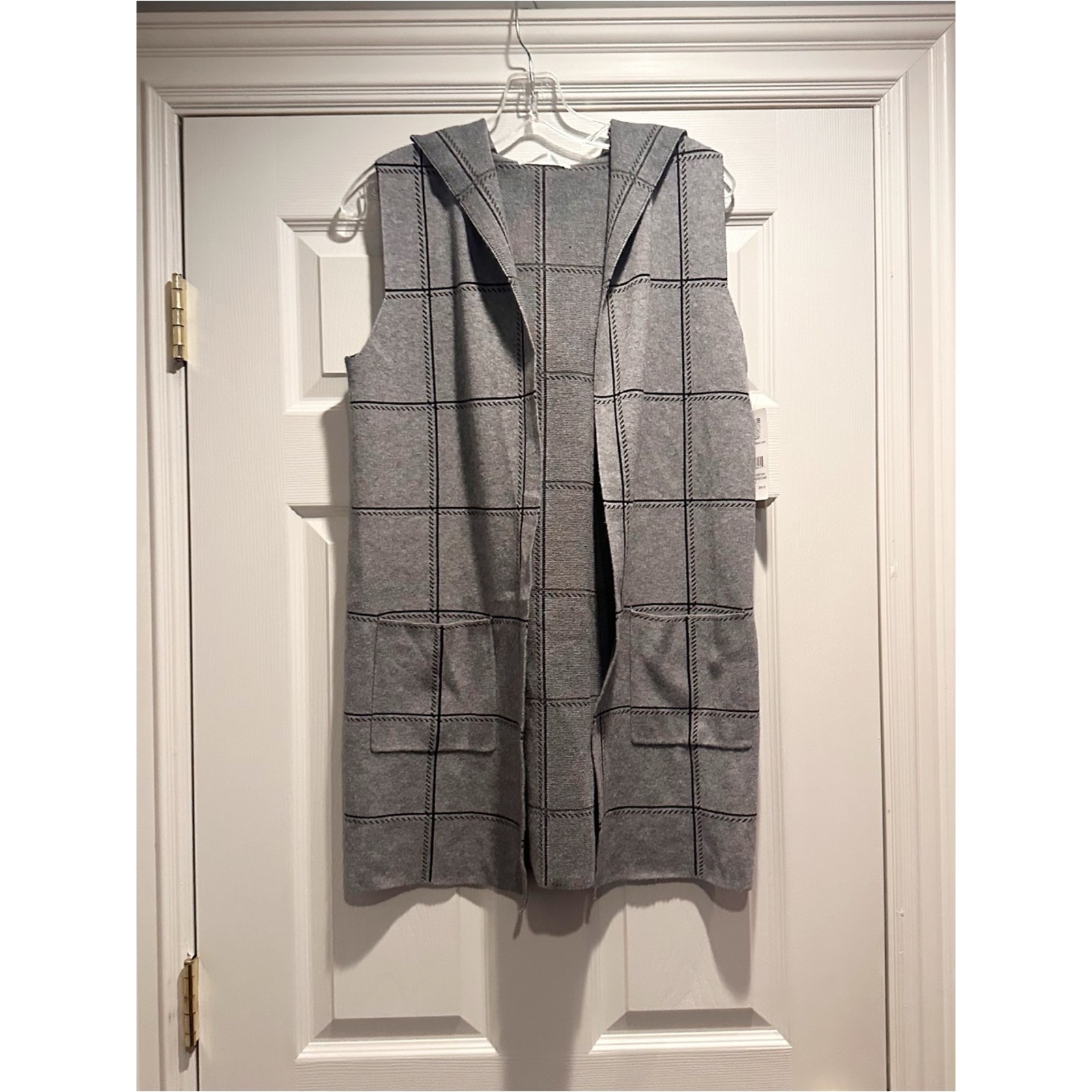 89th & Madison Plaid Open Sleeveless Vest Hooded Cardigan Sweater Medium Nwt — image 3 of 8